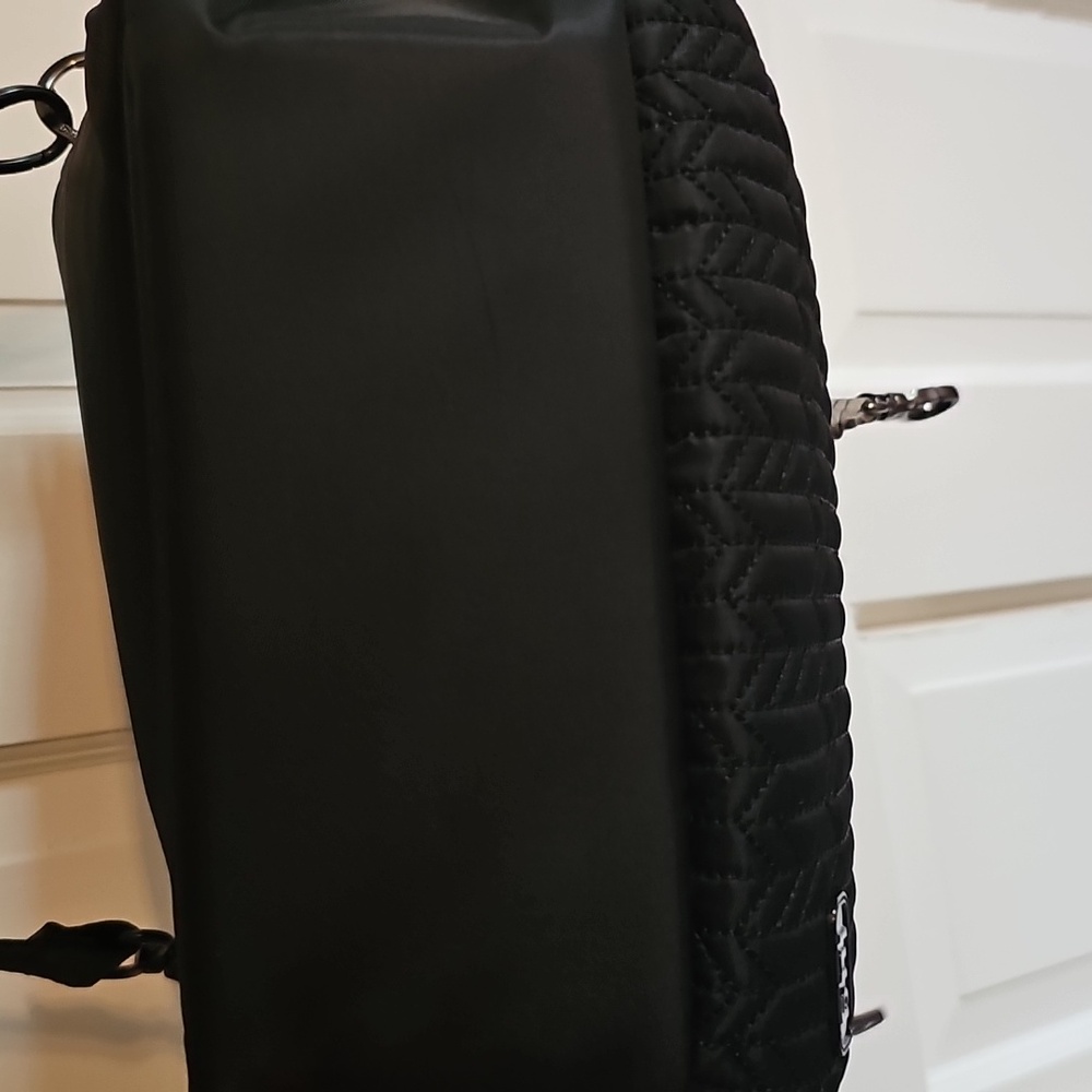 LUG black Quilted Crossbody Bag - Picture 5 of 5